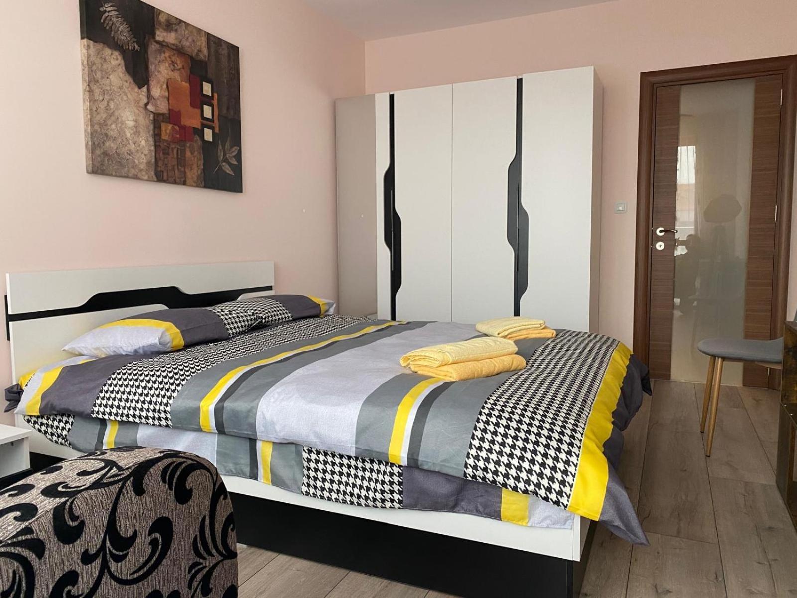 Stylish Apartment Near City Center Plovdiv Bagian luar foto